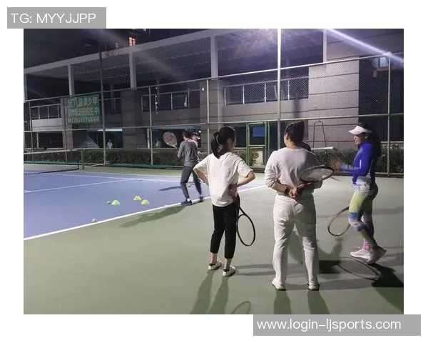 深圳网球队携手合作展现团队精神助力欧冠足球盛事精彩纷呈 深圳网球队携手合作展现团队精神助力欧冠足球盛事精彩纷呈